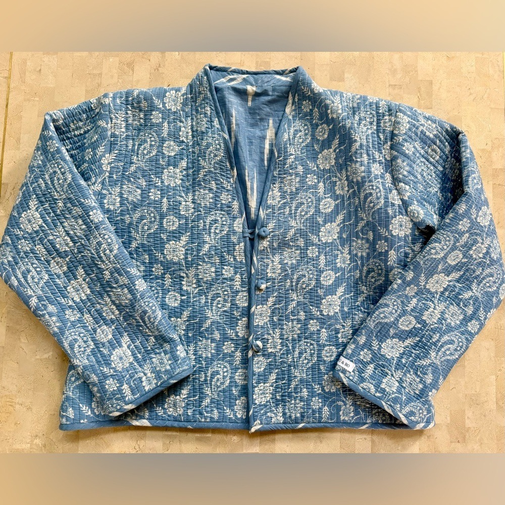 Blue Floral Women's Puffer Jacket